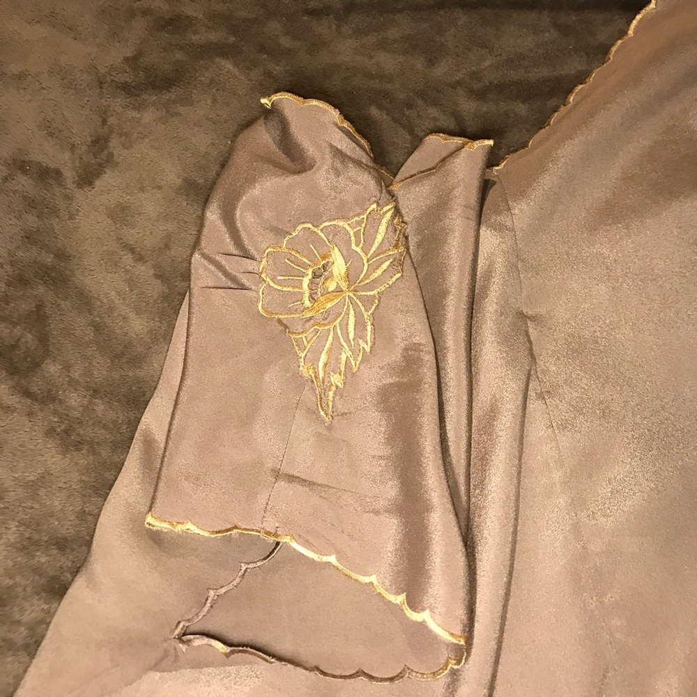 Very cute banana republic shirt